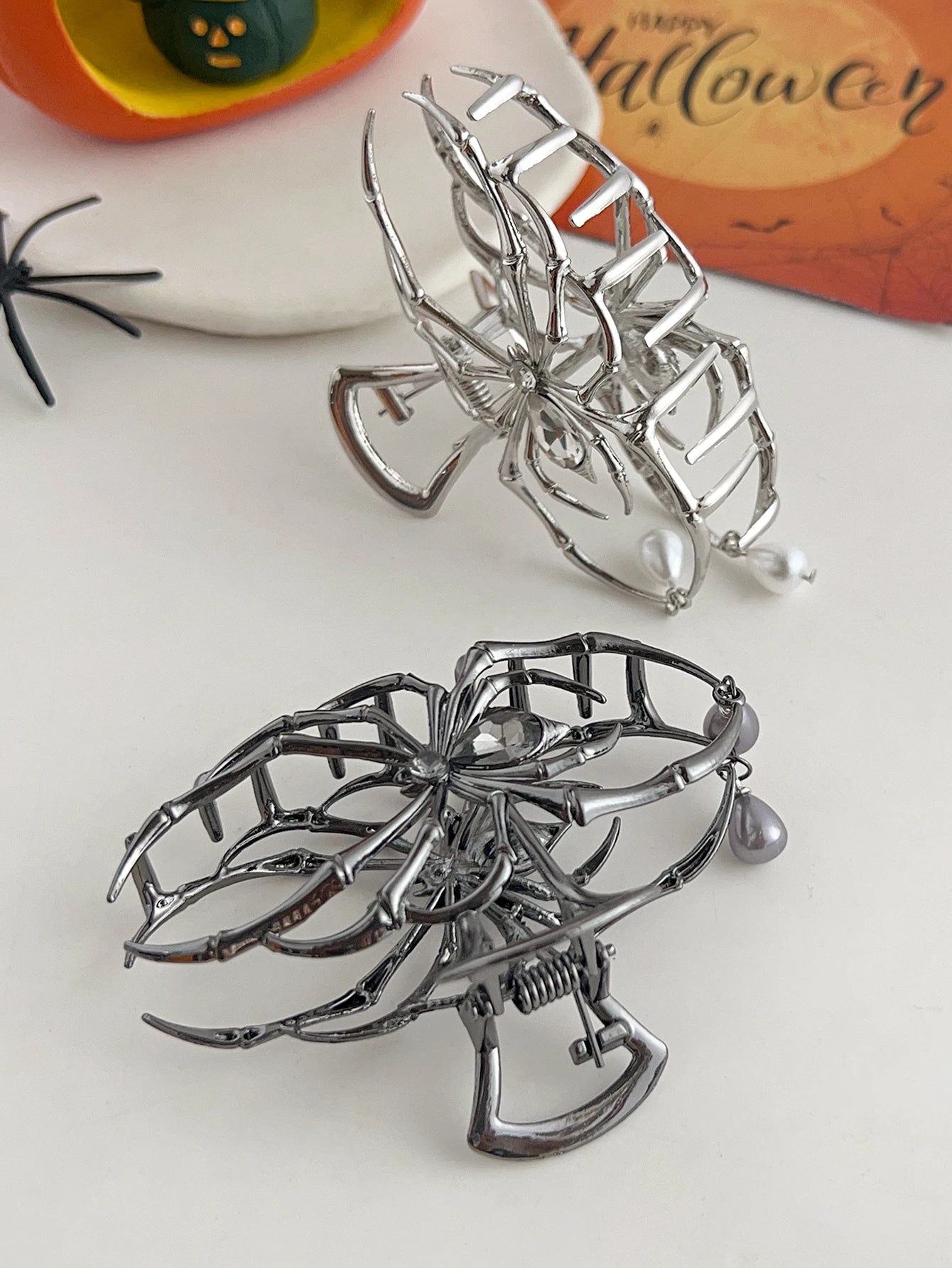 Halloween Spider Hair Claw Clip with Pearl Design